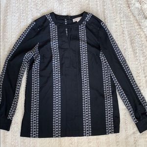 Michael Kors chain print keyhole blouse.  Size 6
